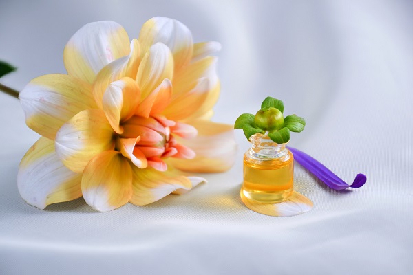Essential Oil Gombong Massage